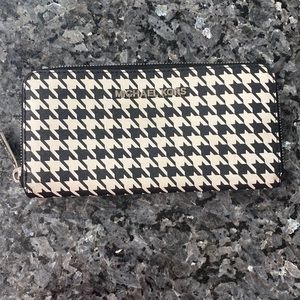 Michael Kors herringbone wallet